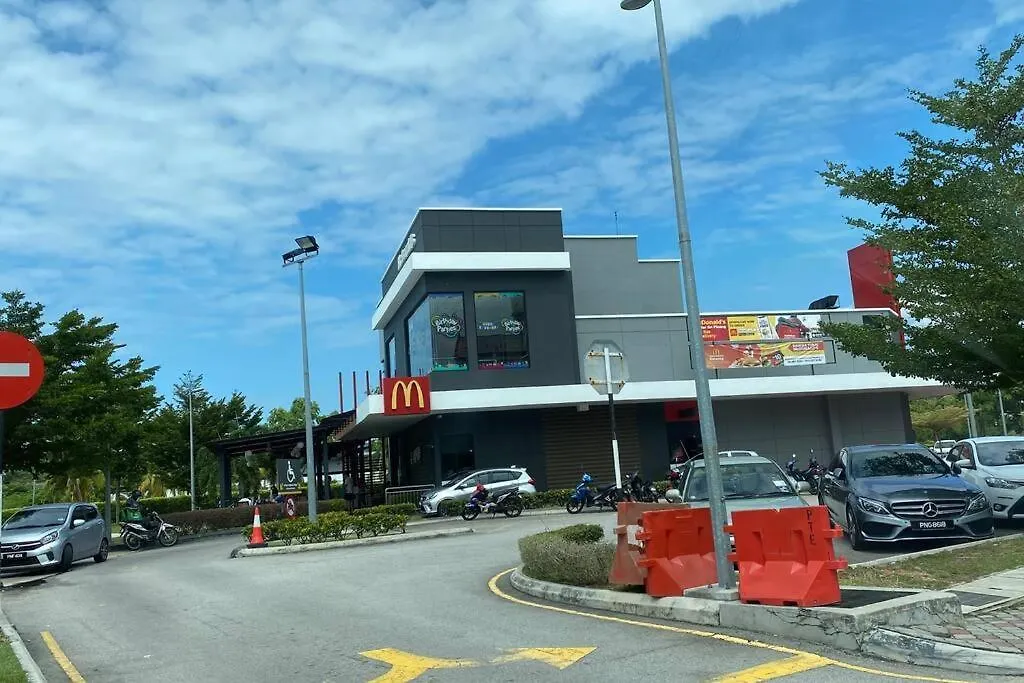 The Maritime Suite @ Panoramic Duplex 海景の家 Jelutong Malaysia